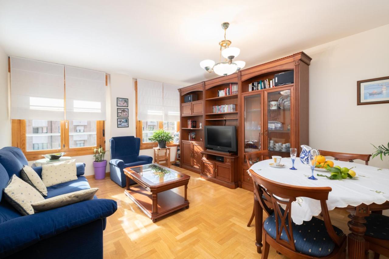 Apartamento Con Piscina * Gijón